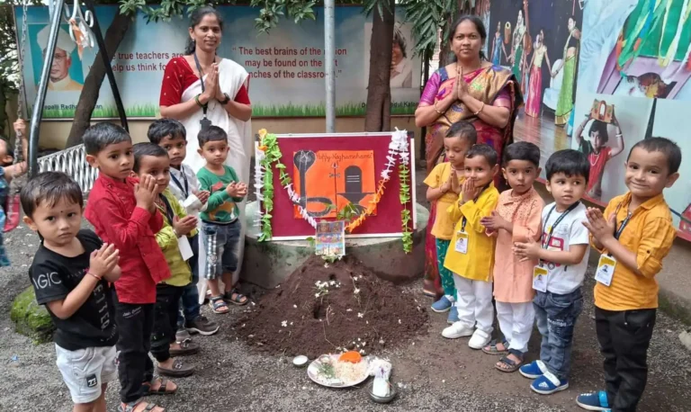 Kids learning in nursery classroom at Alandi preschool